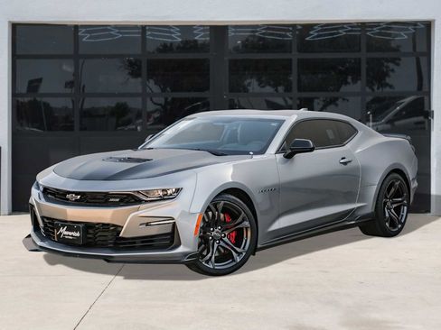 Used 2024 Chevrolet Camaro SS image 1