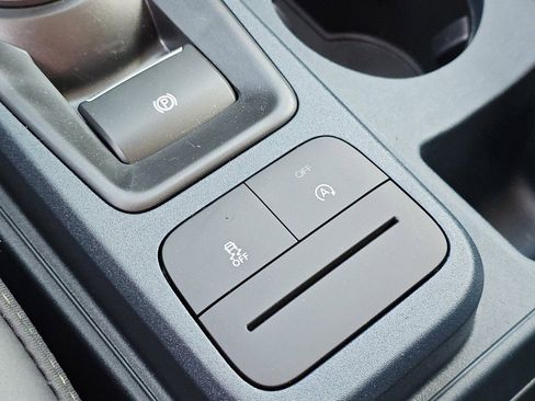 New 2026 Ford Maverick Lobo AWD/4WD image 8
