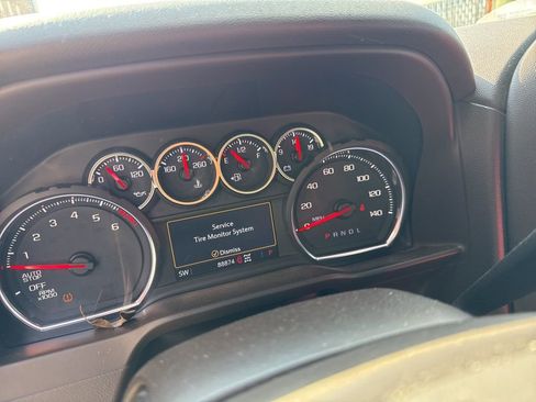 Used 2019 Chevrolet Silverado 1500 LT Trail Boss image 1