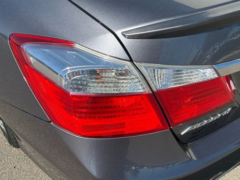 Used 2014 Honda Accord Sport image 27