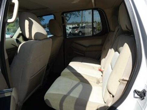 Used 2010 Ford Explorer Sport Trac XLT image 44