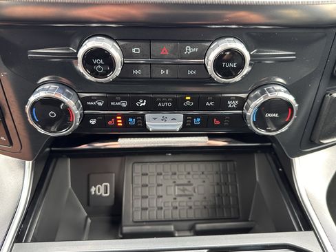 Used 2025 Ford F150 Platinum w/ Equipment Group 702A High AWD/4WD image 29