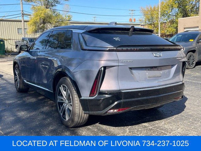 Used 2024 Cadillac Lyriq Luxury AWD/4WD image 2