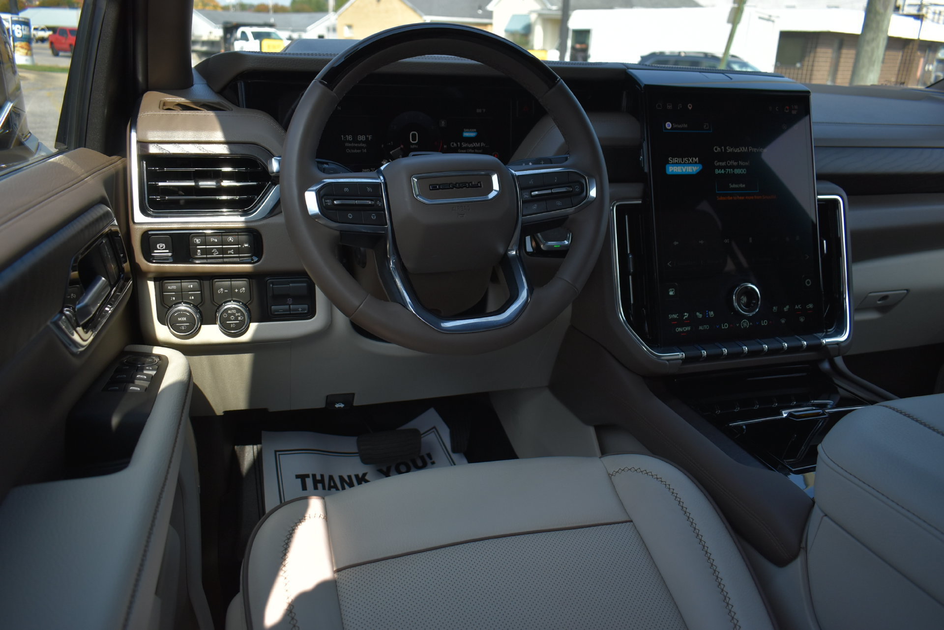 Used 2026 GMC Yukon Denali w/ Denali Reserve Package AWD/4WD image 22