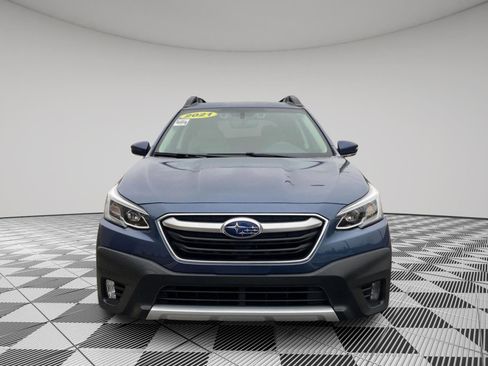 Used 2021 Subaru Outback Limited image 2