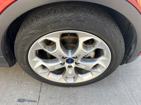 Used 2016 Ford Escape Titanium AWD/4WD image 10