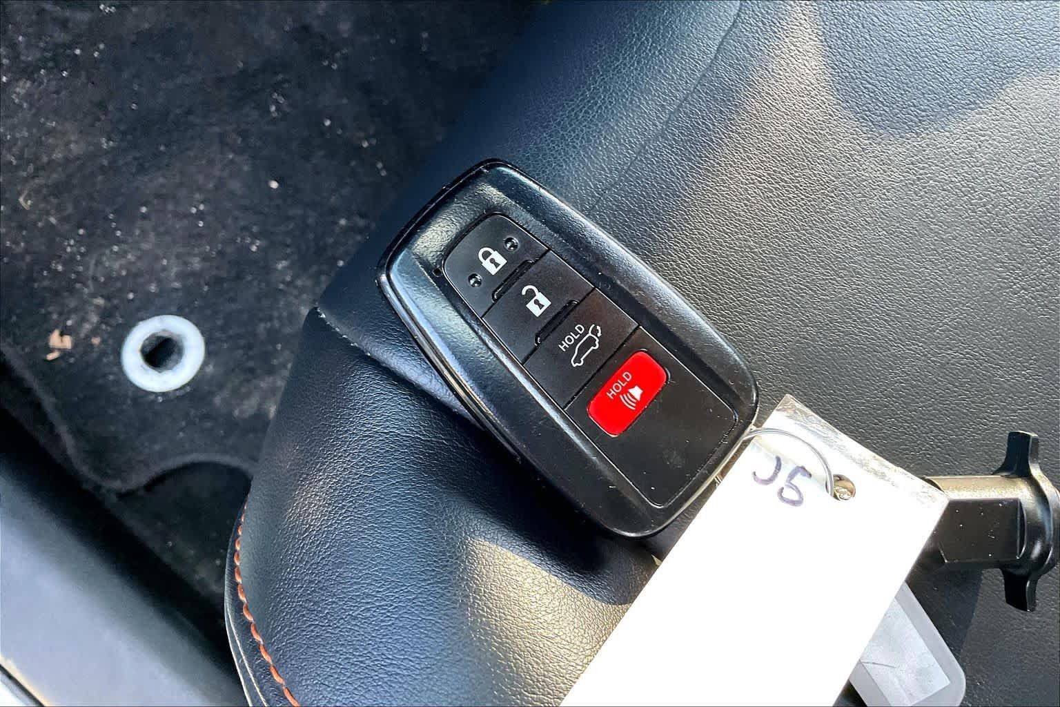 Used 2019 Toyota RAV4 Adventure w/ Advanced Technology Package AWD/4WD image 15
