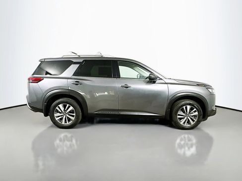 Used 2024 Nissan Pathfinder SL FWD image 7