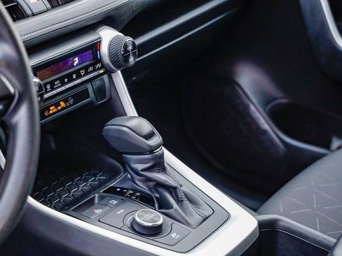 Used 2024 Toyota RAV4 XLE image 20