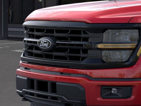 New 2026 Ford F150 XLT w/ XLT Black Appearance Package AWD/4WD image 17