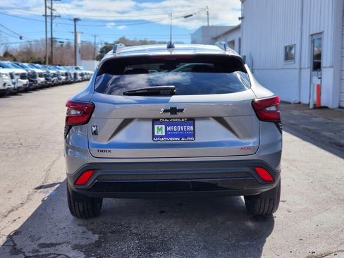New 2026 Chevrolet Trax RS w/ Sunroof Package image 4