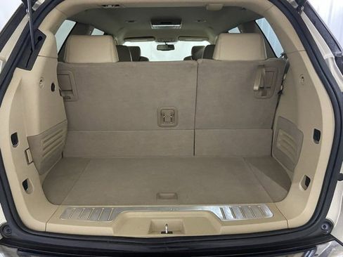 Used 2009 Buick Enclave CXL w/ Entertainment Package #2 image 11