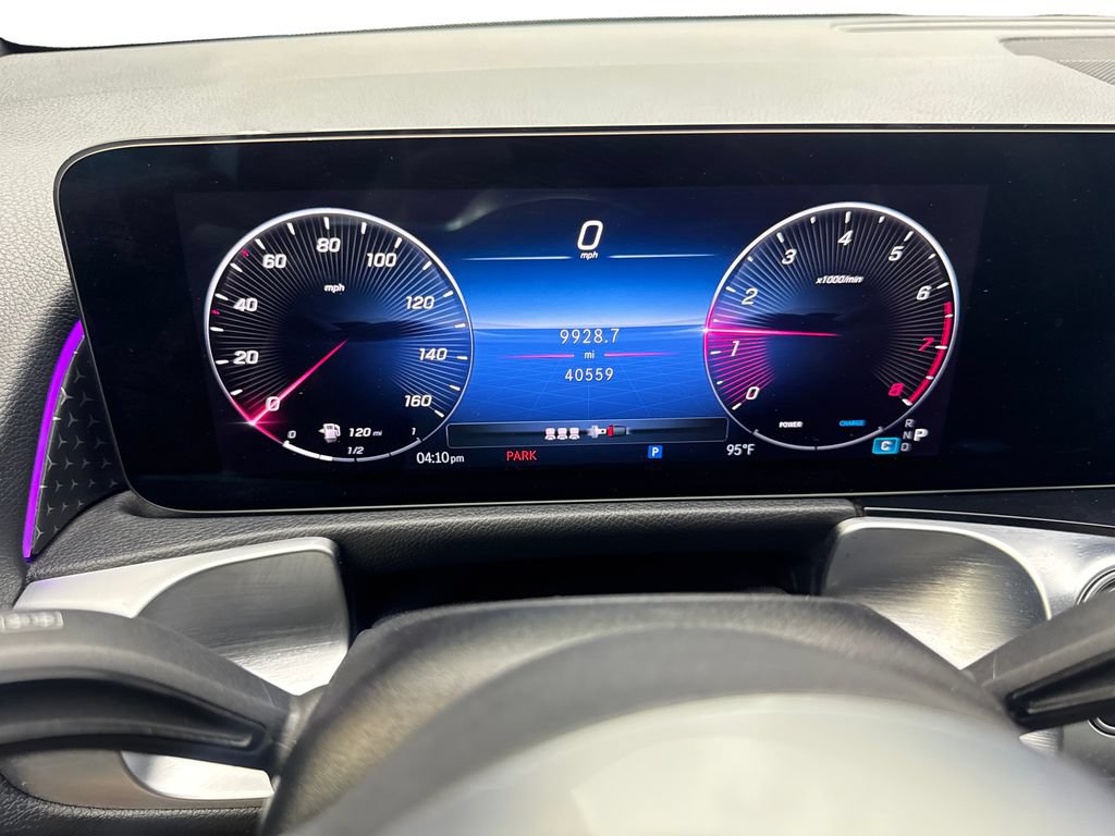 Used 2025 Mercedes-Benz GLB 250 w/ Exclusive Package image 57