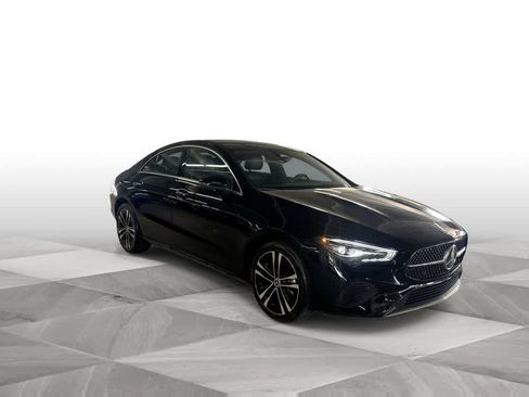 Used 2025 Mercedes-Benz CLA 250 image 2