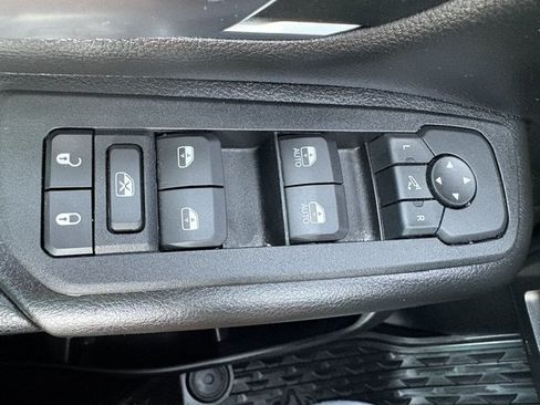 Used 2025 RAM 1500 Big Horn AWD/4WD image 22