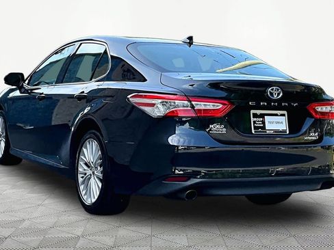 Certified 2018 Toyota Camry XLE w/ Audio Package FWD image 12