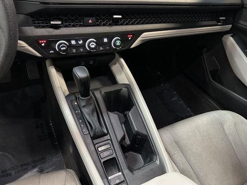 Used 2024 Honda Accord EX image 29