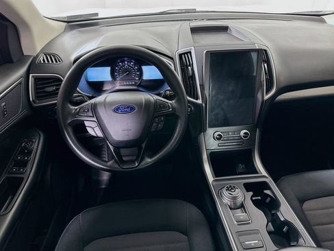 Used 2021 Ford Edge SE FWD image 23