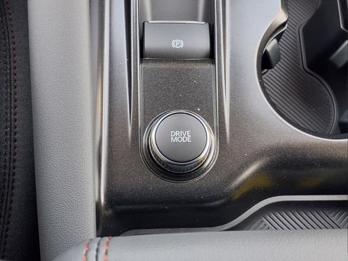 New 2026 Ford Explorer Active RWD image 24