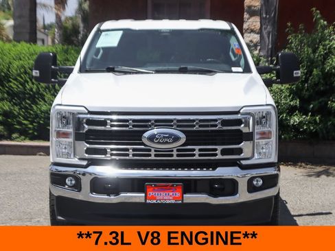 Used 2024 Ford F250 XLT AWD/4WD image 3