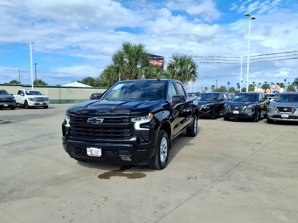 Used 2026 Chevrolet Silverado 1500 RST RWD image 2