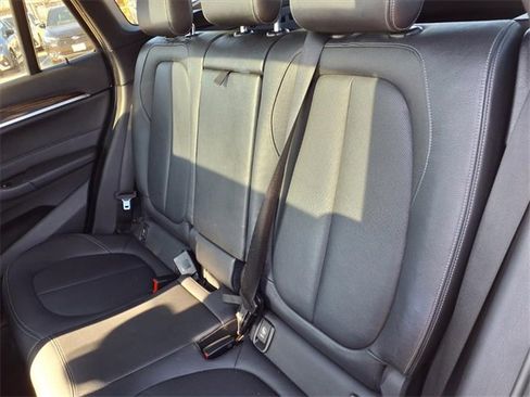 Used 2016 BMW X1 xDrive28i image 10