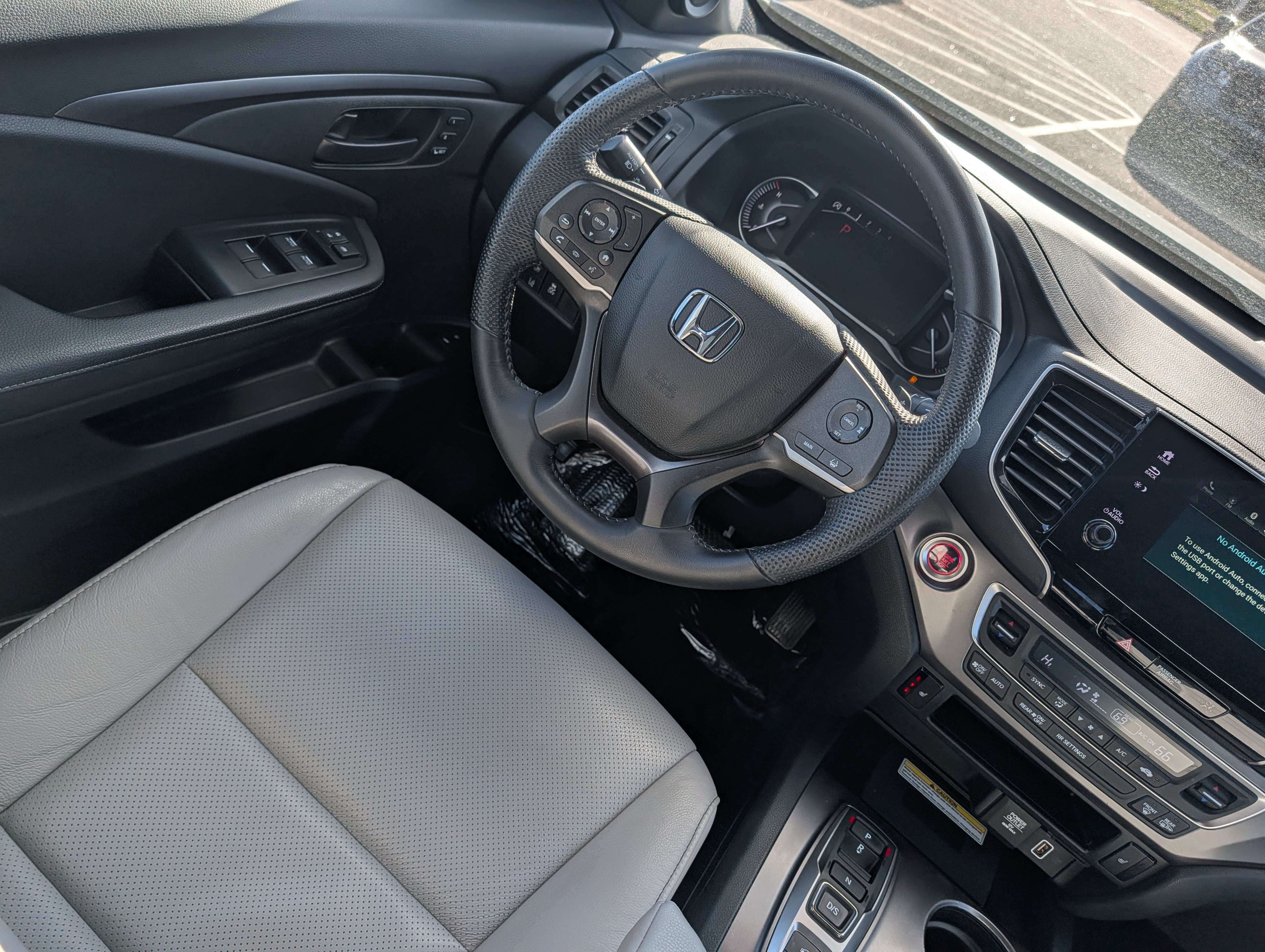 Used 2023 Honda Passport EX-L image 9