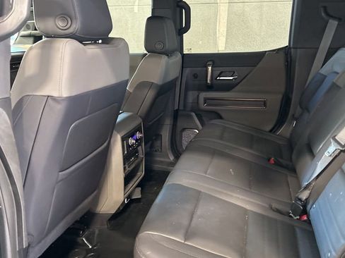 Used 2024 GMC Hummer EV 3X w/ LPO, Illumination Package image 12