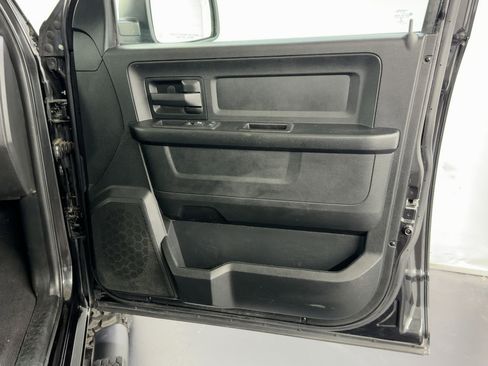 Used 2016 RAM 1500 Express w/ Black Ram 1500 Express Group image 32