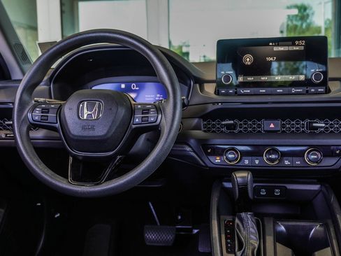 Used 2023 Honda Accord EX image 16