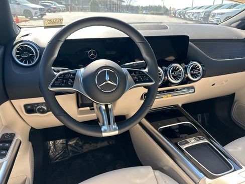 New 2026 Mercedes-Benz GLA 250 image 25