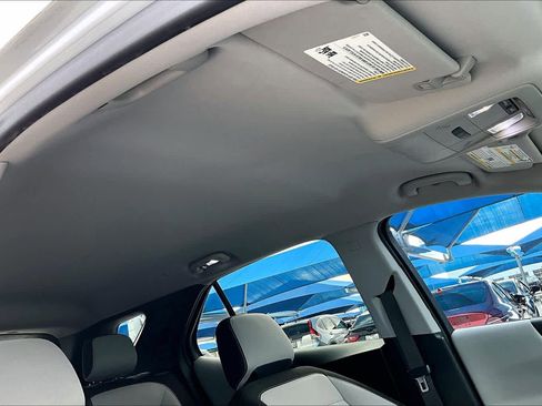 Used 2020 Chevrolet Equinox LT image 13