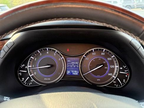 Used 2019 INFINITI QX80 Luxe image 17