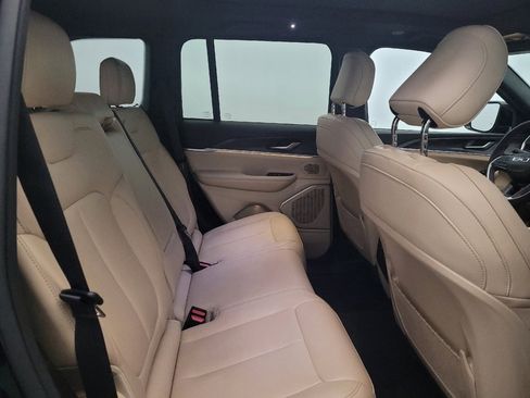 Used 2023 Jeep Grand Cherokee 4WD 4xe image 19