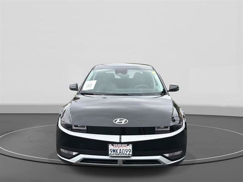 Used 2024 Hyundai Ioniq 5 SE RWD image 2