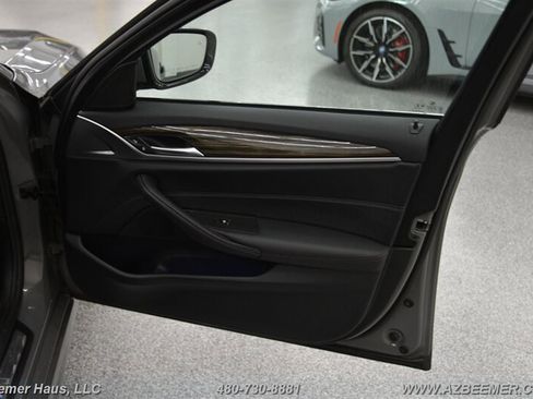 Used 2022 BMW 530i w/ M Sport Package image 42