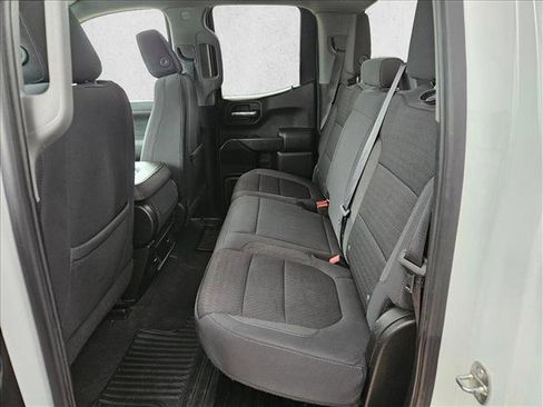 Used 2020 Chevrolet Silverado 1500 LT RWD image 16
