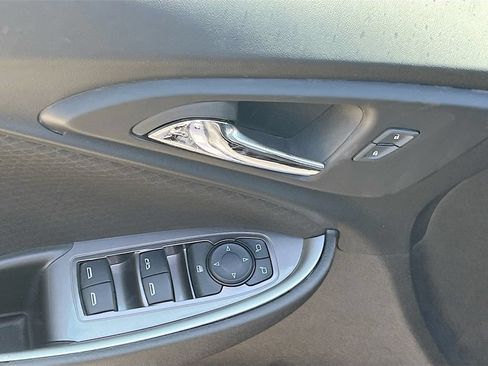 Used 2025 Chevrolet Malibu LT FWD image 17