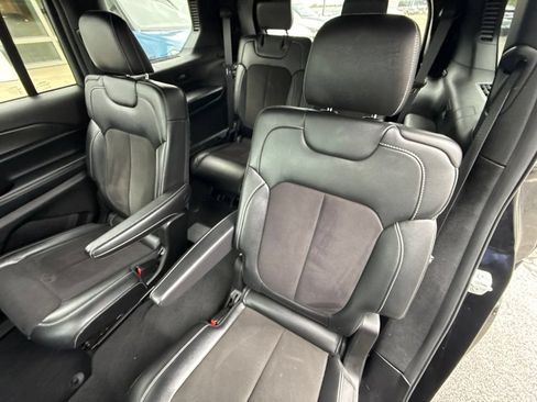 Used 2023 Jeep Grand Cherokee L Laredo AWD/4WD image 21
