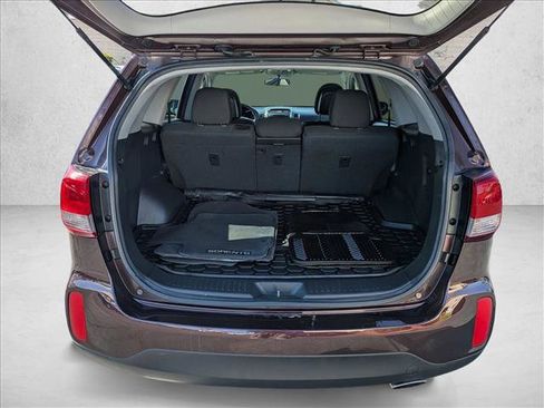 Used 2014 Kia Sorento LX FWD image 6