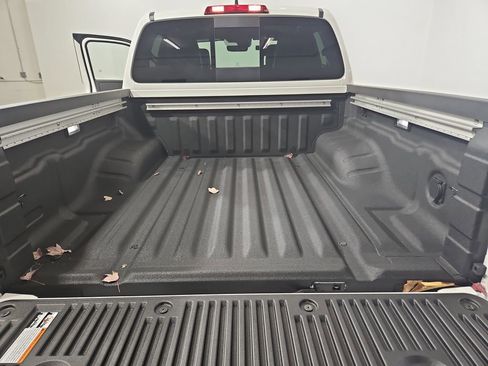 New 2026 Nissan Frontier PRO-4X w/ Pro Premium Package AWD/4WD image 23