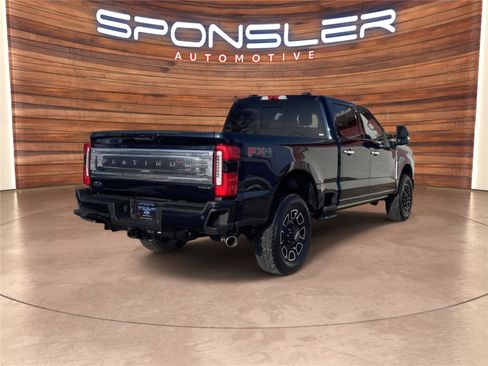 Used 2023 Ford F350 Platinum image 5