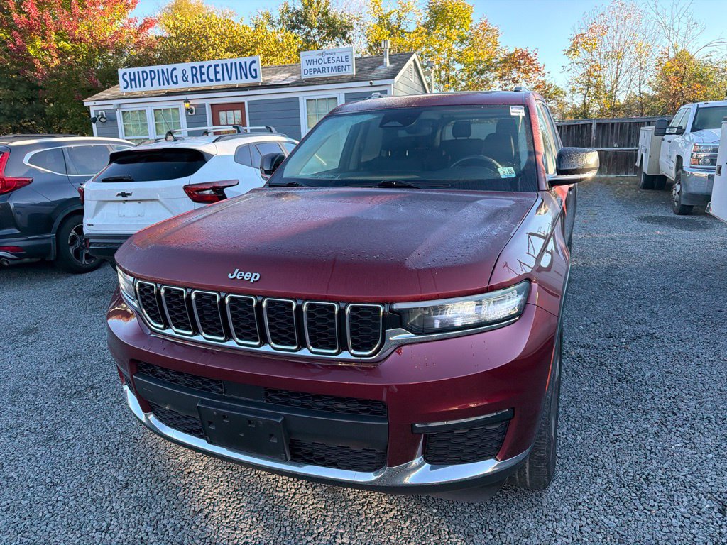 Used 2021 Jeep Grand Cherokee L Limited AWD/4WD image 3