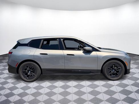 Certified 2023 BMW iX xDrive50 w/ Premium Package AWD/4WD image 8