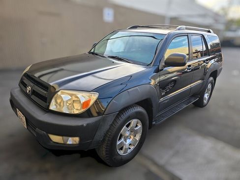 Used 2003 Toyota 4Runner SR5 image 2
