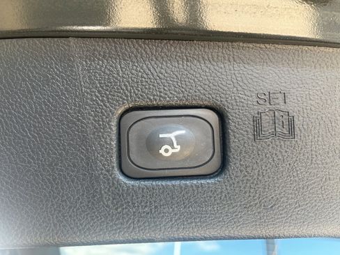 Certified 2023 Ford Edge SEL w/ Convenience Package image 14