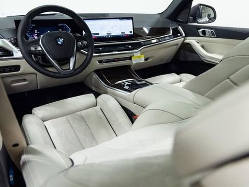 New 2026 BMW X5 xDrive40i w/ Climate Comfort Package image 22