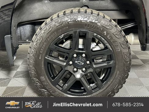 Used 2023 Chevrolet Silverado 1500 LT Trail Boss w/ LT Trail Boss Premium Package image 35