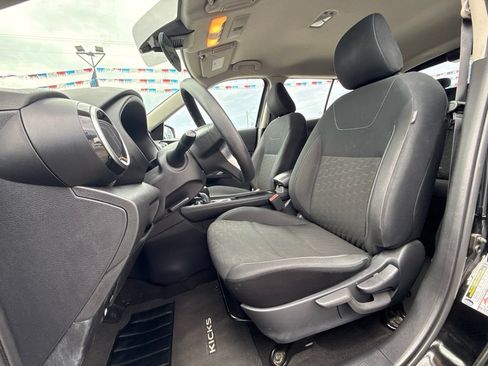 Used 2024 Nissan Kicks SV FWD image 12