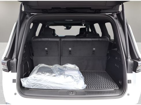 New 2026 Jeep Grand Wagoneer 4WD w/ Quick Order Packge 29V Upland image 9